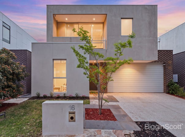 16 Eucalyptus Drive, Maidstone, Vic 3012