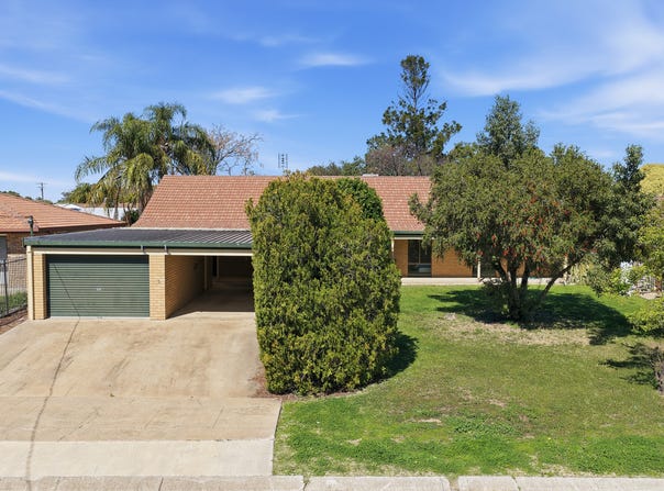 5 Cummins Avenue, Moree, NSW 2400