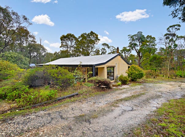 77 Laurence Drive, Snake Valley, Vic 3351