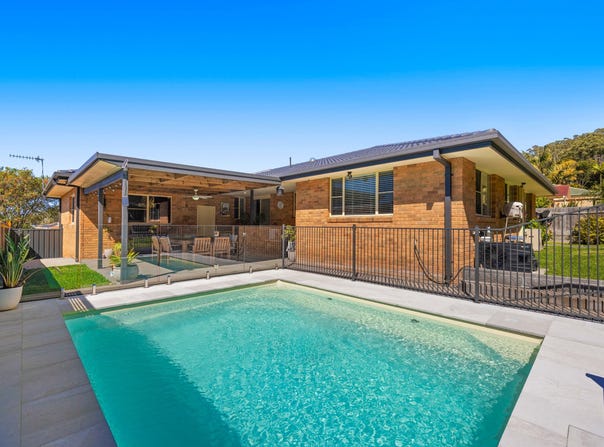 61 Flinders Drive, Laurieton, NSW 2443