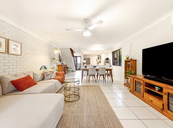 21/145 Government Road, Labrador, Qld 4215