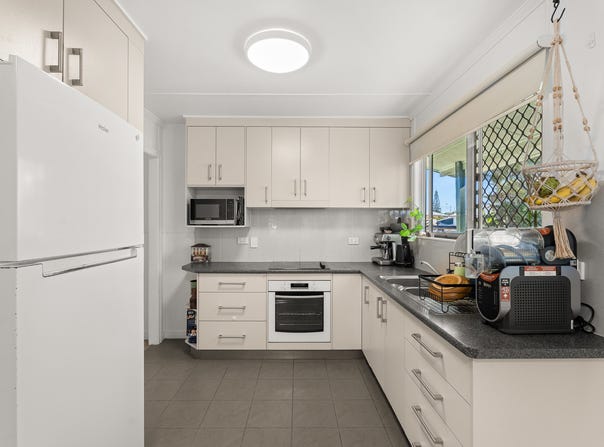 16 Wynne Parade, Maryborough, Qld 4650