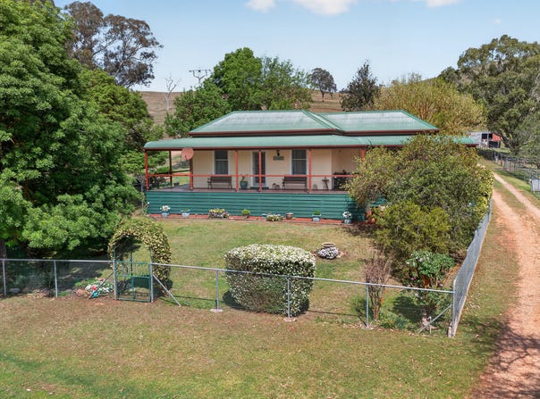 5235 Great Alpine Road, Ensay, Vic 3895
