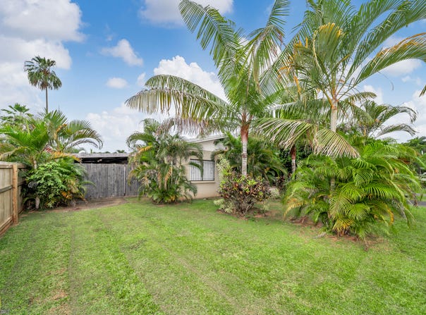 77 Bathurst Drive, Bentley Park, Qld 4869
