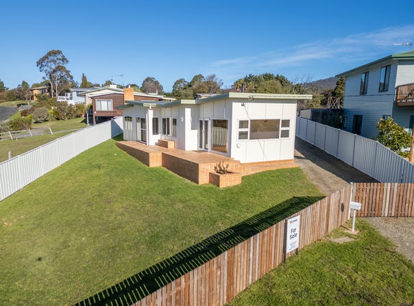 8 Helen Grove, St Helens, Tas 7216