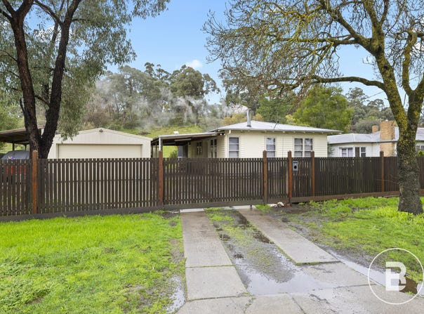 4 Jackson Street, Beaufort, Vic 3373