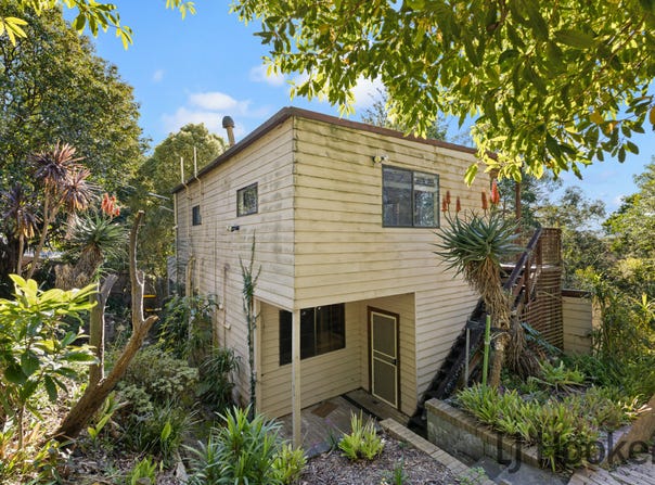 1379 Mountain Hwy, The Basin, Vic 3154