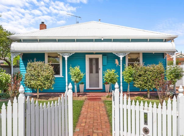 83 Simpson Street, Ballan, Vic 3342
