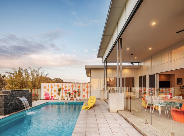 35 Waterfront Drive, Karalee, Qld 4306