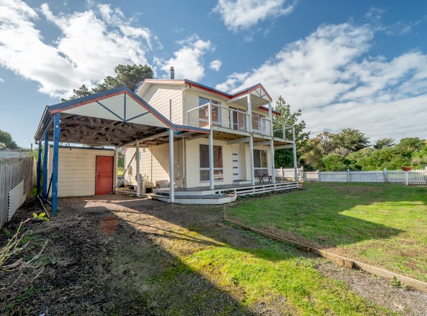 71 Saturn Parade, Venus Bay, Vic 3956