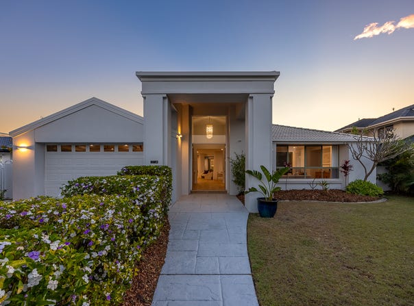 14 Julatten Drive, Robina, Qld 4226