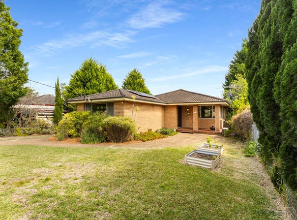 109 Burns Road, Springwood, NSW 2777