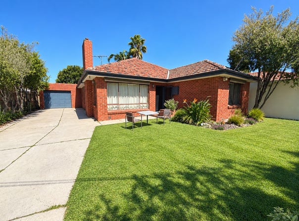 6 Myrtle Grove, Altona, Vic 3018
