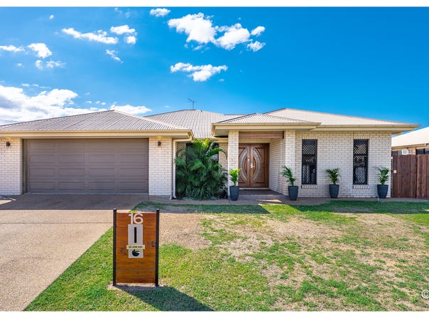 16 MISTLETOE AVENUE, Norman Gardens, Qld 4701
