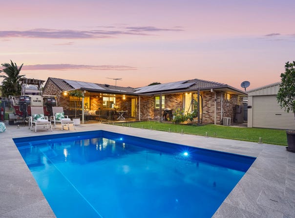 8 Ransom Place, Wakerley, Qld 4154