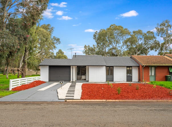 10 Woodcock Crescent, Para Hills West, SA 5096
