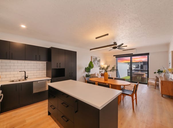6 Olivia Crescent, Nirimba, Qld 4551
