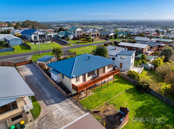 24 Hill Street, Smithton, Tas 7330