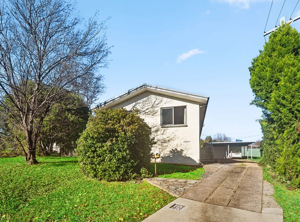 25A & B McIntosh Street, Scullin, ACT 2614