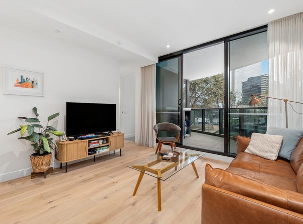203/8 Bowen Crescent, Melbourne, Vic 3004