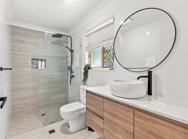 5 Springfield Place, Forest Lake, Qld 4078