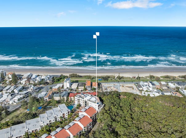 42/1 Great Hall Drive, Miami, Qld 4220