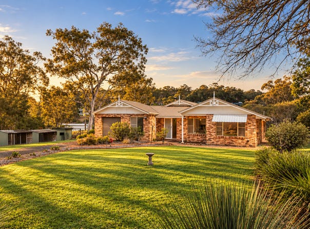 324 Hursley Road, Glenvale, Qld 4350