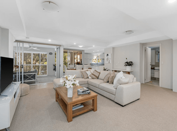 4/19 Mermaid Avenue, Mermaid Beach, Qld 4218