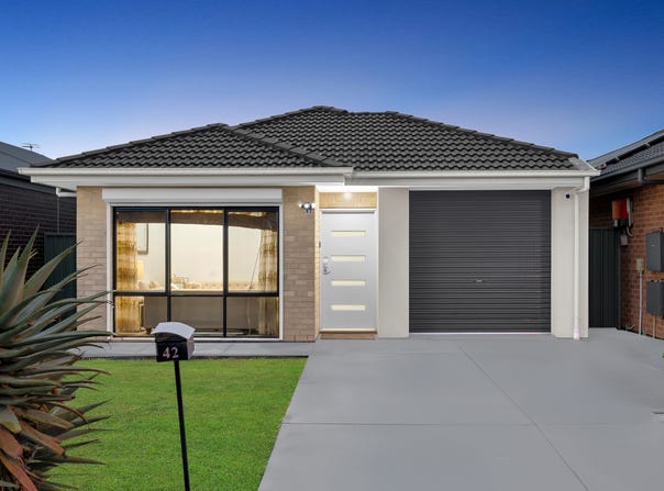 42 Royal Palm Drive, Parafield Gardens, SA 5107