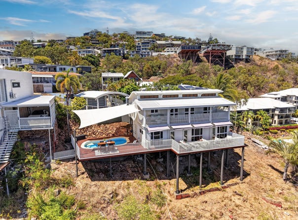 45 Gilbert Crescent, Castle Hill, Qld 4810