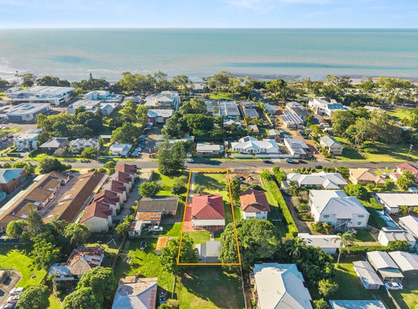 13 Freshwater Street, Scarness, Qld 4655