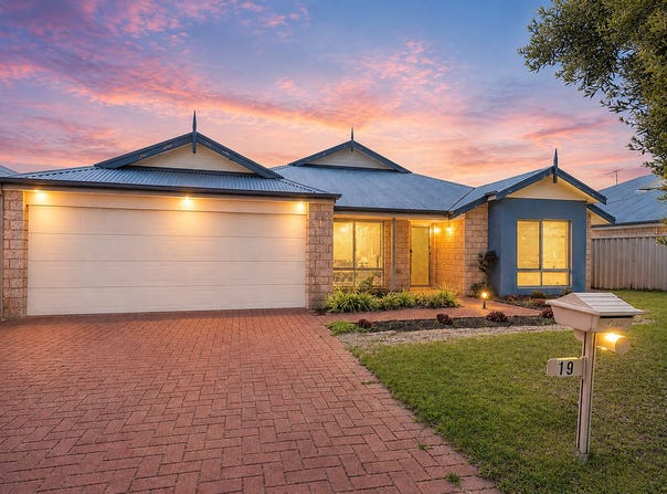19 VALHERU AVENUE, Rockingham, WA 6168