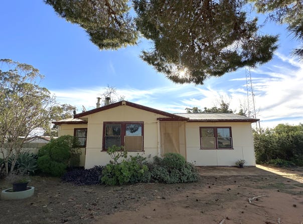 10 Gadd Avenue, Crystal Brook, SA 5523