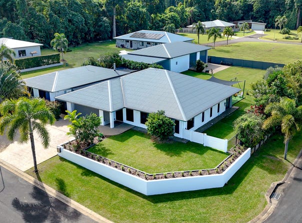 2 Purtaboi Close, Mission Beach, Qld 4852