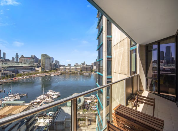 1203/20 Rakaia Way, Docklands, Vic 3008