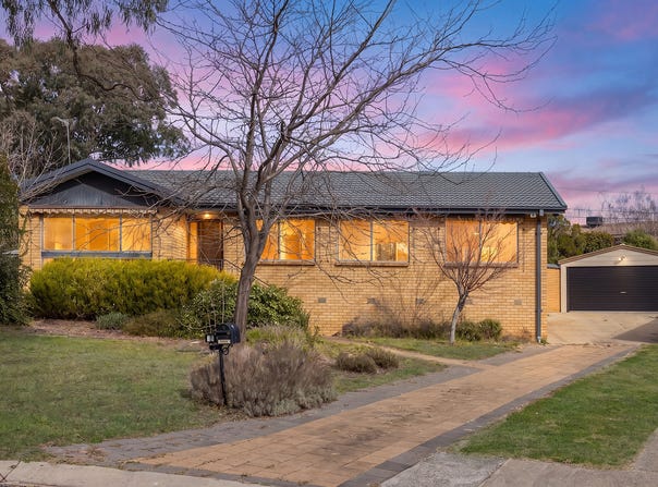 12 Dyer Place, Wanniassa, ACT 2903
