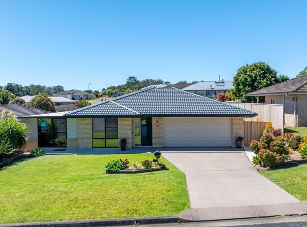 10 Preston Drive, Macksville, NSW 2447