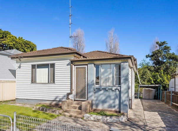 12 Barry Street, Cringila, NSW 2502