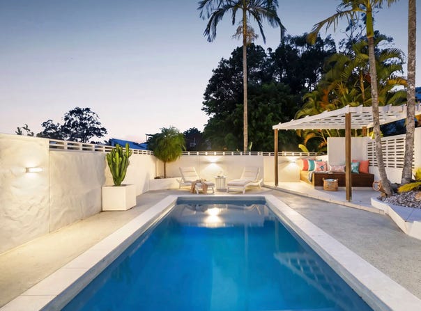 7 Swanbourne Way, Elanora, Qld 4221