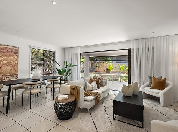 1/1 Silvermaple Street, Robina, Qld 4226