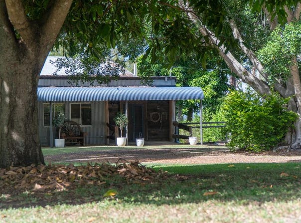 107, 156 Cambridge Drive, Mount Hallen, Qld 4312