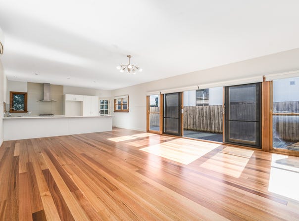 64 Breakwater Road, Thomson, Vic 3219