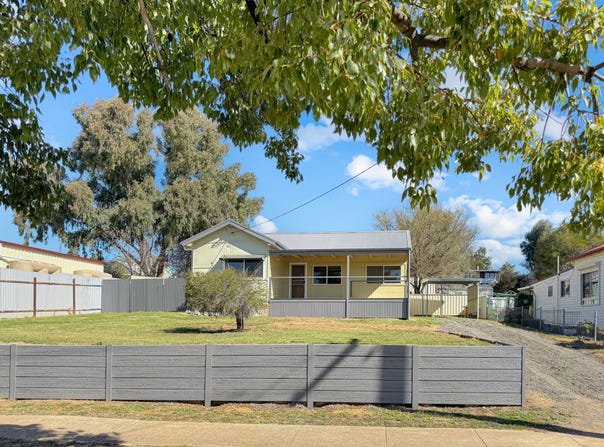44 Binalong Street, Harden, NSW 2587