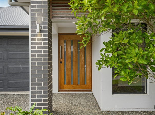 167 Woodline Drive, Spring Mountain, Qld 4300