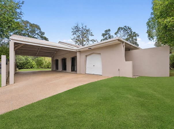 1 Troop Street, Jamboree Heights, Qld 4074
