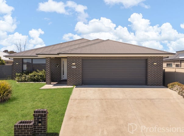 12 Ignatius Place, Kelso, NSW 2795
