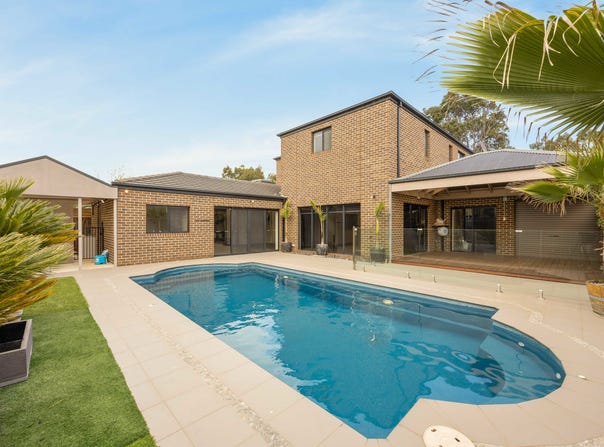 3 Ormond Place, Taylors Hill, Vic 3037