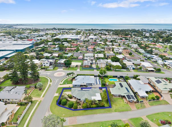 4 Davis Drive, Kawungan, Qld 4655