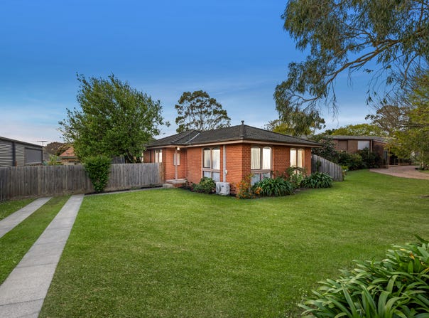 16 Riding Way, Ferntree Gully, Vic 3156