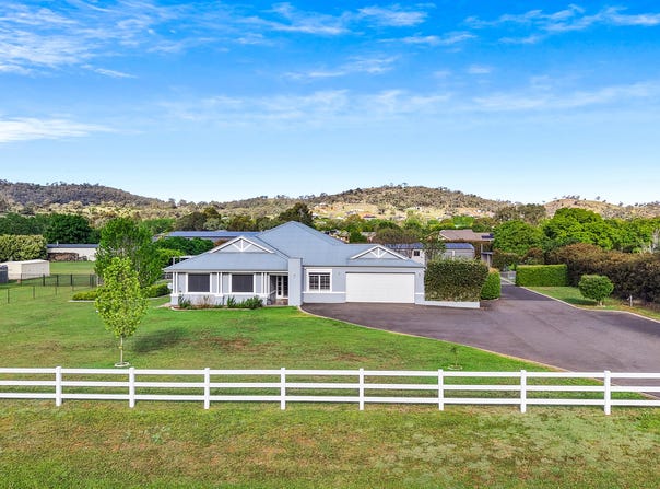18 Sequoia Drive, Tamworth, NSW 2340